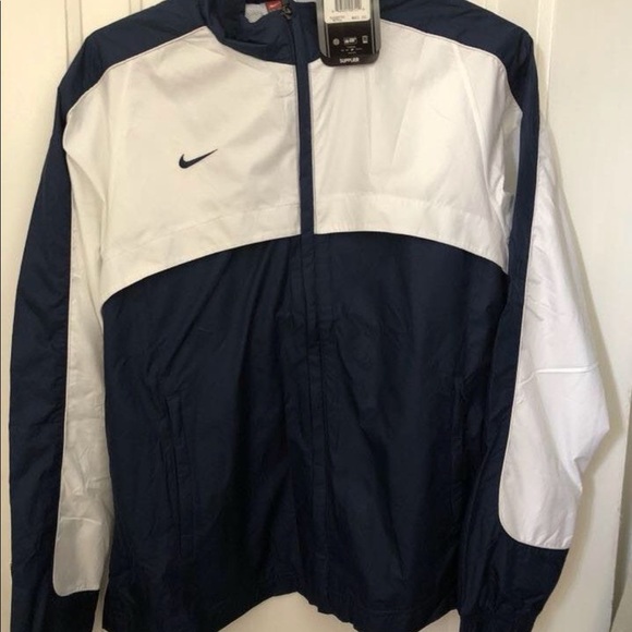 used nike windbreaker